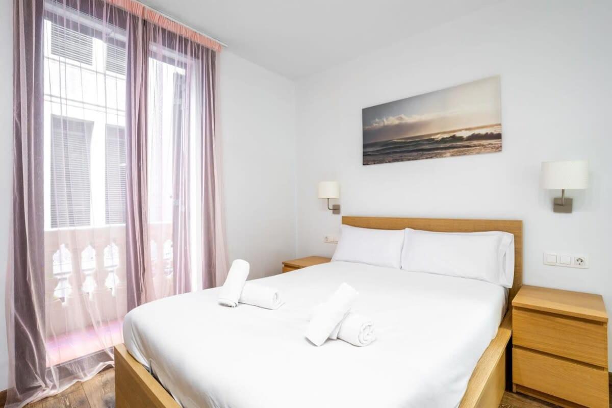 Paseo De Gracia Modern And Cozy 3bd - 2bth