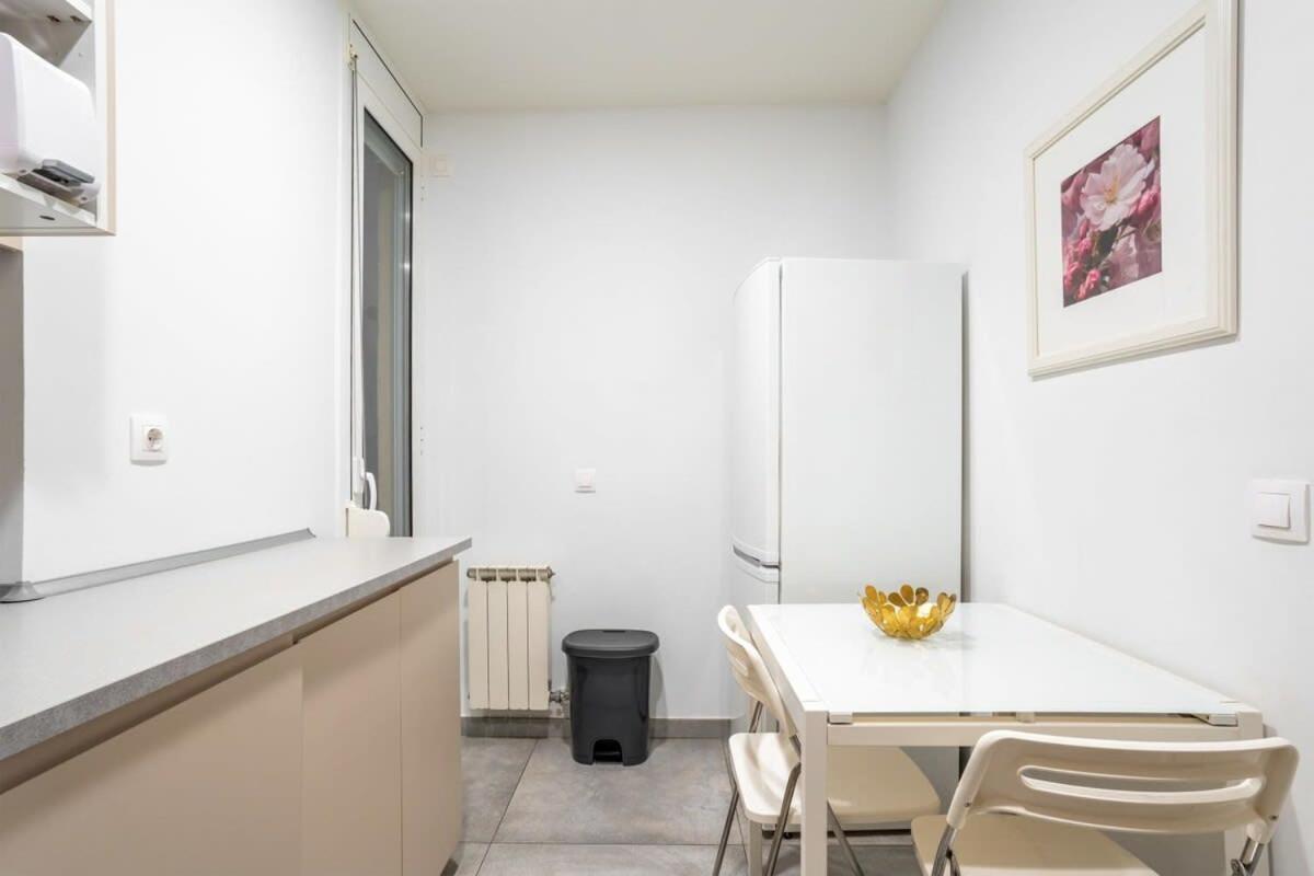 Paseo De Gracia Modern And Cozy 3bd - 2bth Appartement Barcelone